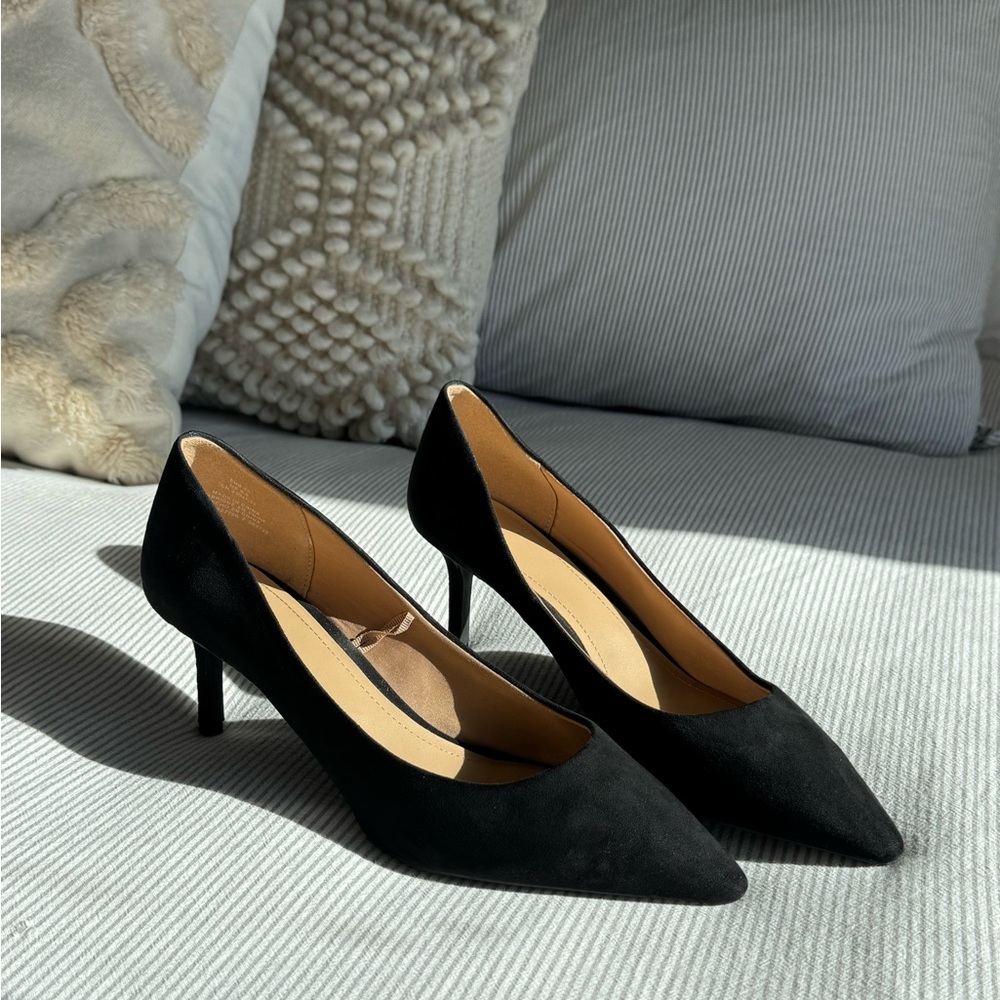 H&M Velvety Black Kitten Heels